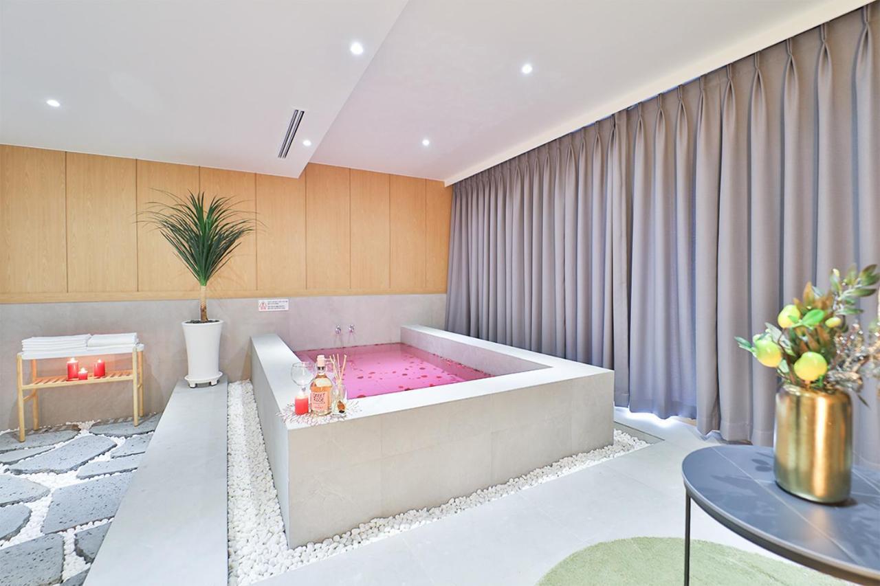 אולסן Custom Hotel מראה חיצוני תמונה