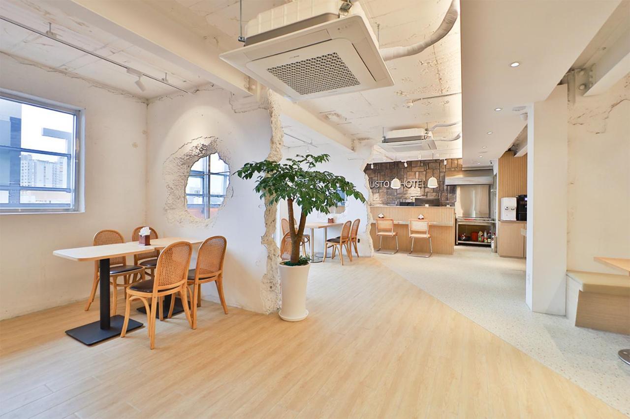 אולסן Custom Hotel מראה חיצוני תמונה