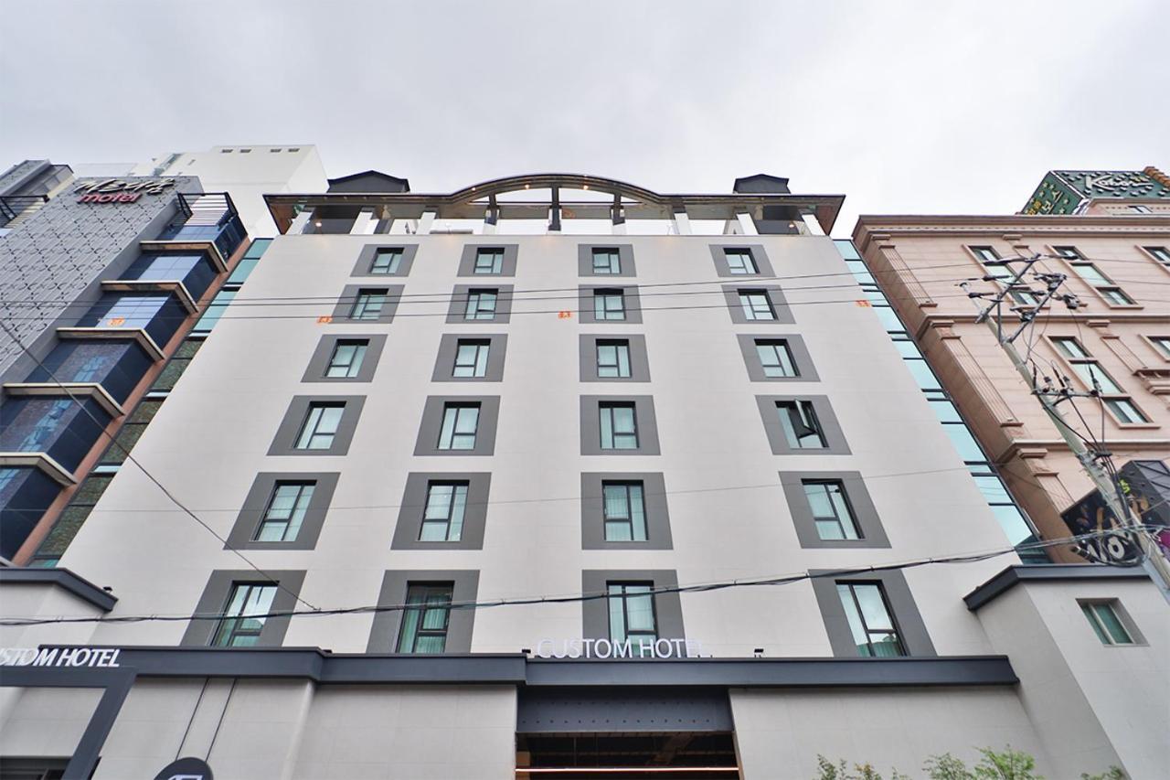 אולסן Custom Hotel מראה חיצוני תמונה